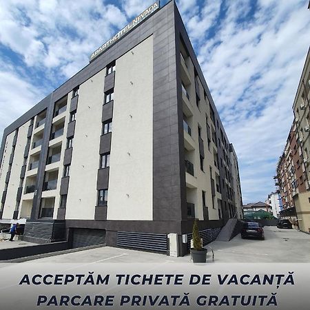 Aparthotel Nevada - Apartamente 콘스탄차 외부 사진