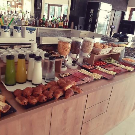 Aparthotel Nevada - Apartamente 콘스탄차 외부 사진