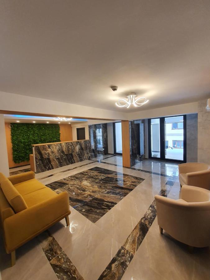 Aparthotel Nevada - Apartamente 콘스탄차 외부 사진