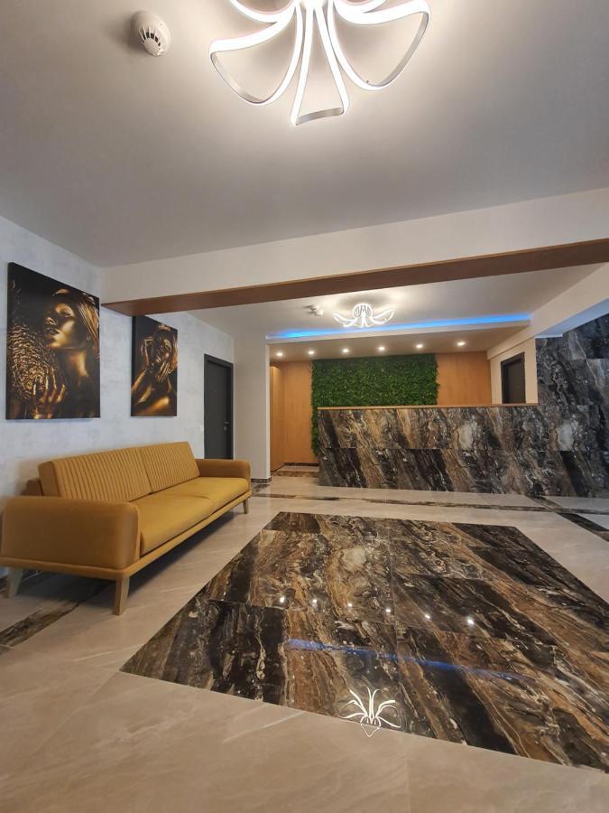 Aparthotel Nevada - Apartamente 콘스탄차 외부 사진