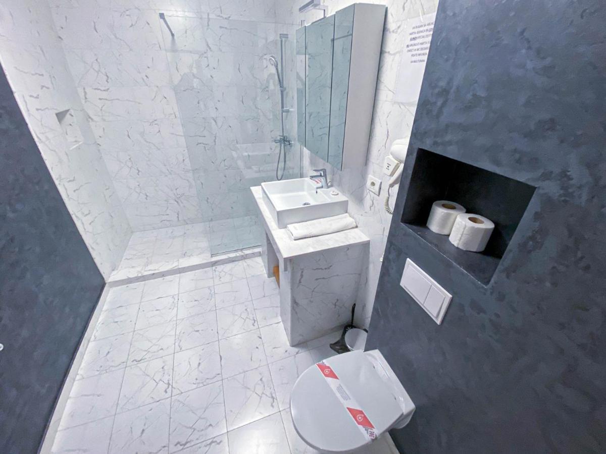 Aparthotel Nevada - Apartamente 콘스탄차 외부 사진