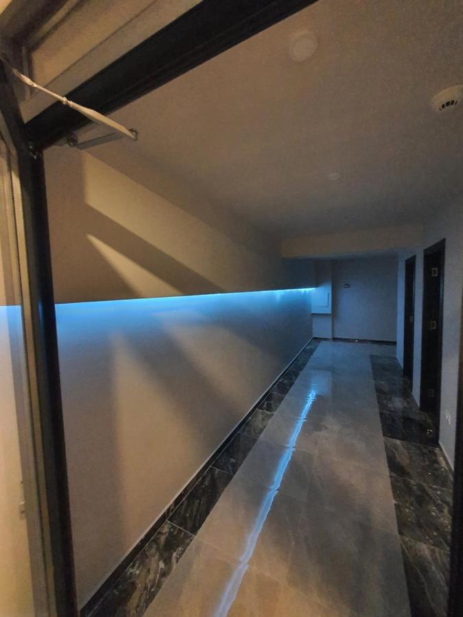 Aparthotel Nevada - Apartamente 콘스탄차 외부 사진