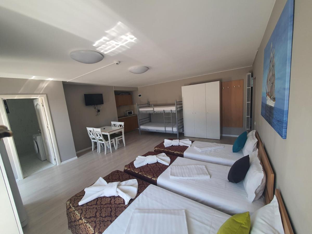 Aparthotel Nevada - Apartamente 콘스탄차 외부 사진